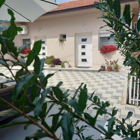 Leda Apartmani Смедерево Екстериор снимка