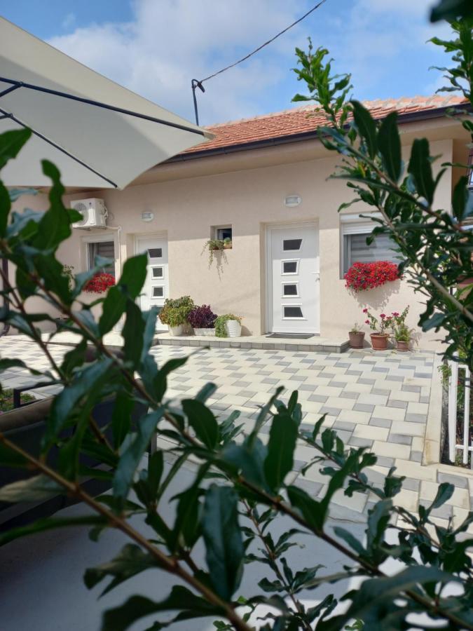 Leda Apartmani Смедерево Екстериор снимка