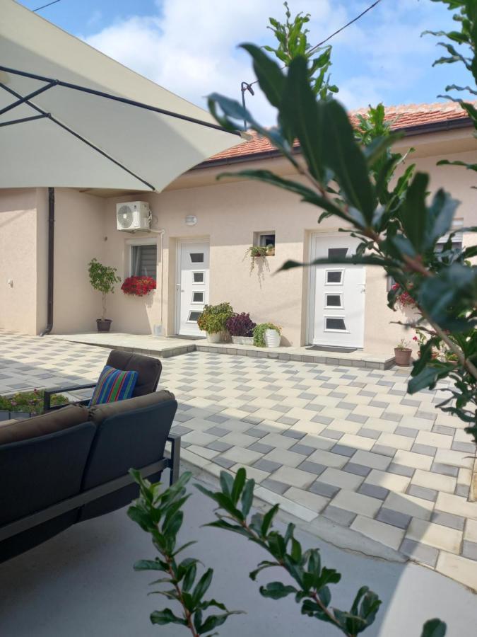Leda Apartmani Смедерево Екстериор снимка
